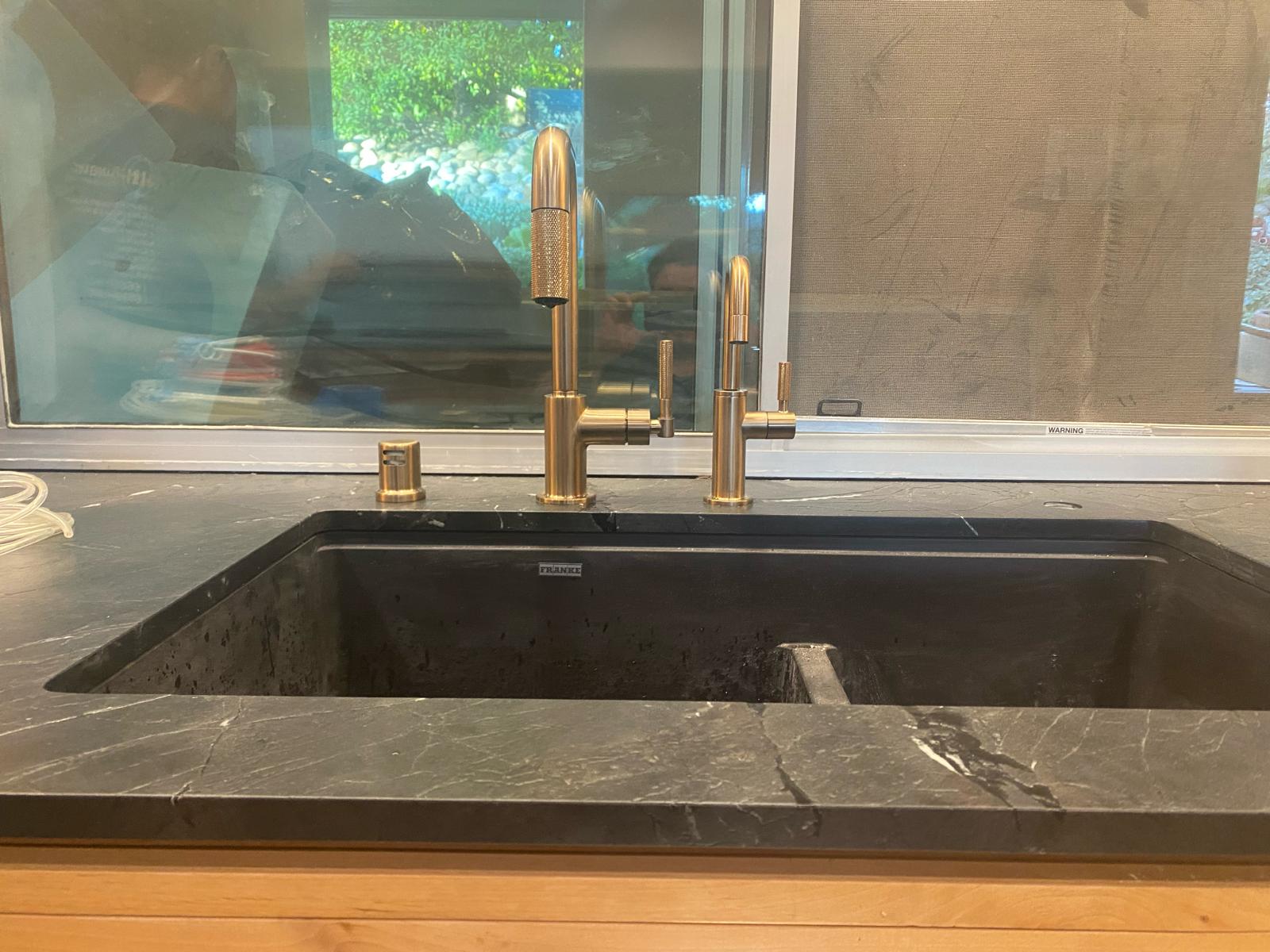 Modern shower remodel by SoCal Emergency Plumbing Laguna Niguel